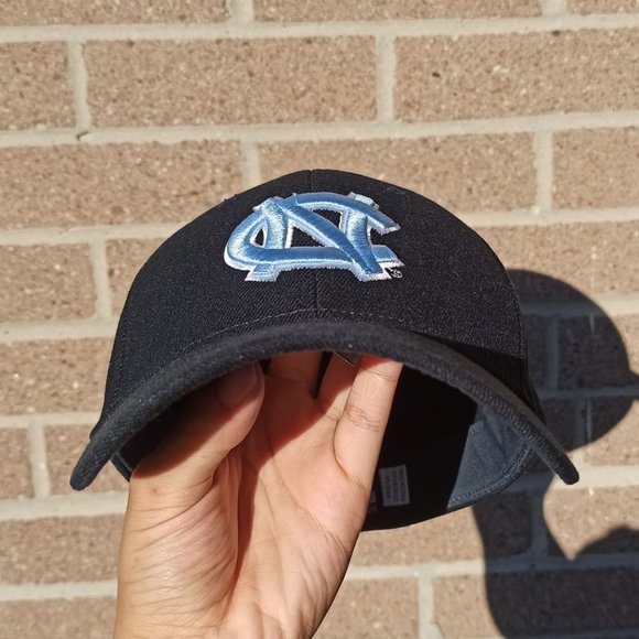 SOLD North Carolina UNC Tarheels Hat!! SOLD - Picture 3 of 4